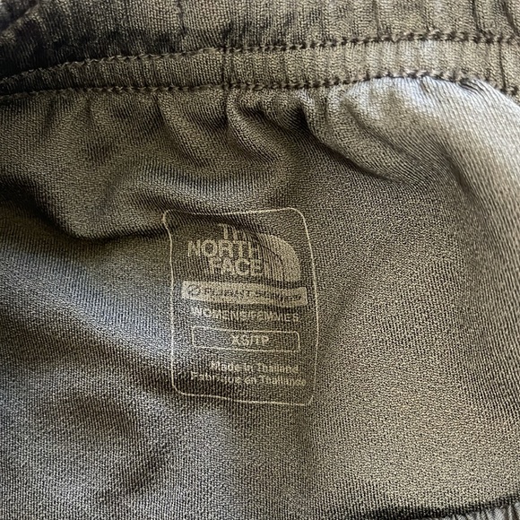 The North Face Running Short XS - Picture 5 of 9